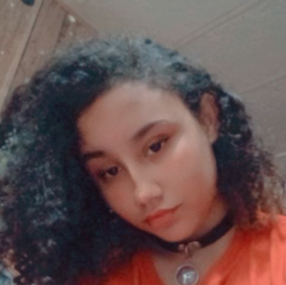 Meet your Posher, Tauriana